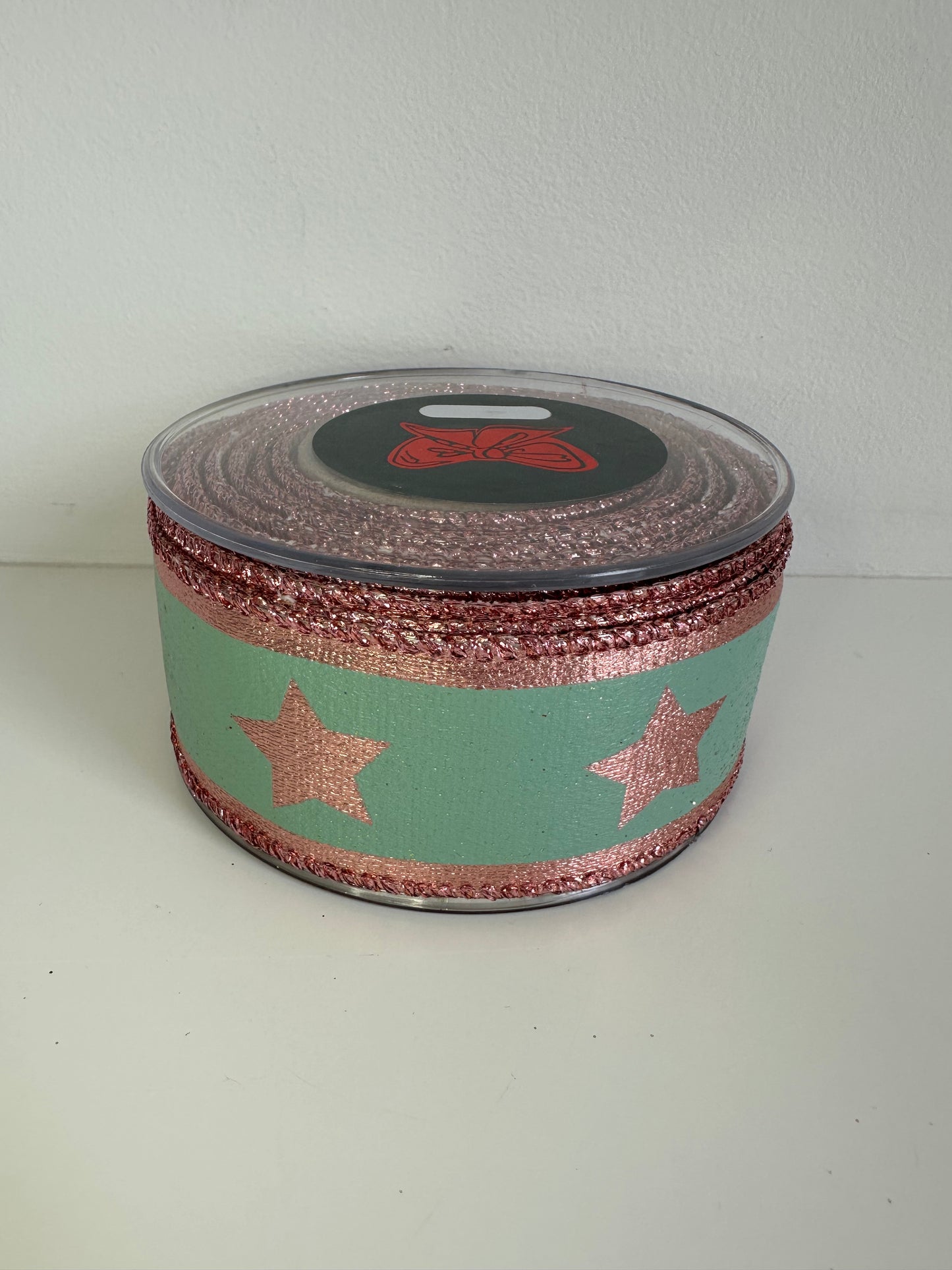 Groen lint met rosé gouden sterren